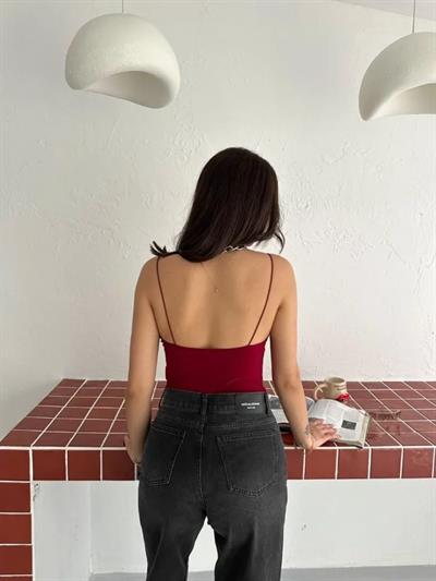 Derin Dekolte Askılı Body Sırt Dekolteli Şık Kolsuz Yazlık Bodysuit - Kırmızı