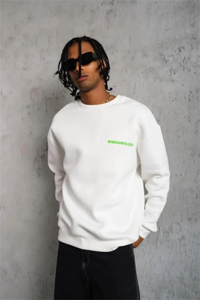 Erkek Oversize Sweatshirt – Beyaz Renk  Ön Ve Sırt Baskılı, Üç İplik İçi Pamuklu Kumaş, Rahat Kalıp, Ribanalı Kışlık Sweat  Winagain Polizei Serisi - Beyaz