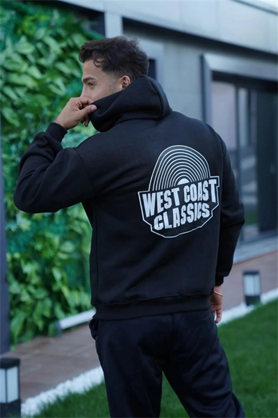 Erkek Oversize Üç İplik Kapüşonlu Sweatshirt – Siyah Sırt Ve Ön Baskılı, Kanguru Cepli, Rahat Kalıp, İçi Pamuklu ModeL-Siyah