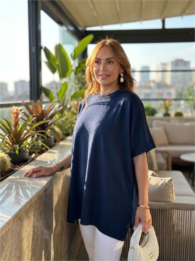 Kadın Bisiklet Yaka Kısa Yarasa Kollu Yanları Yırtmaçlı Oversize Dökümlü Merserize Bluz