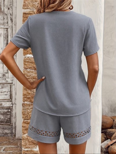 Kadın Kısa Kollu V Yakalı Bluz Ve Short Ikili Takım