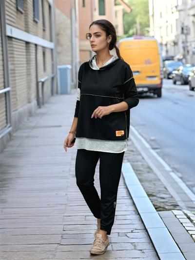 Kadın Siyah Kapşonlu Etek Ucu Detay Arma Ters Dikiş Gorunumlu Ikili Takım