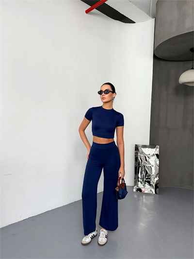 Osy Modal Yumuşak Dokulu Kumaş Kısa Kollu Crop Alt Ispanyol Paça Pantalon Ikili Takım - Lacivert