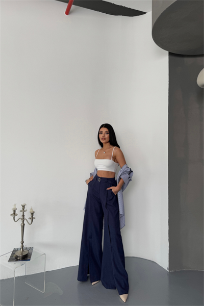 SALAŞ ÖNDEN YIRTMAÇ DETAYLI BEL KEMERLİ PANTOLON - Lacivert