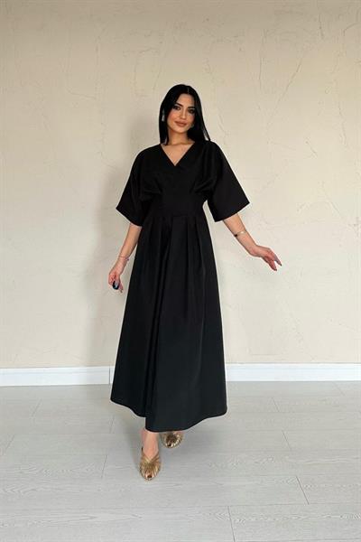 Siyah Pileli Uzun Elbise