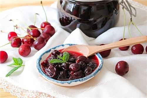 Üçel Reçel Vişne Kg