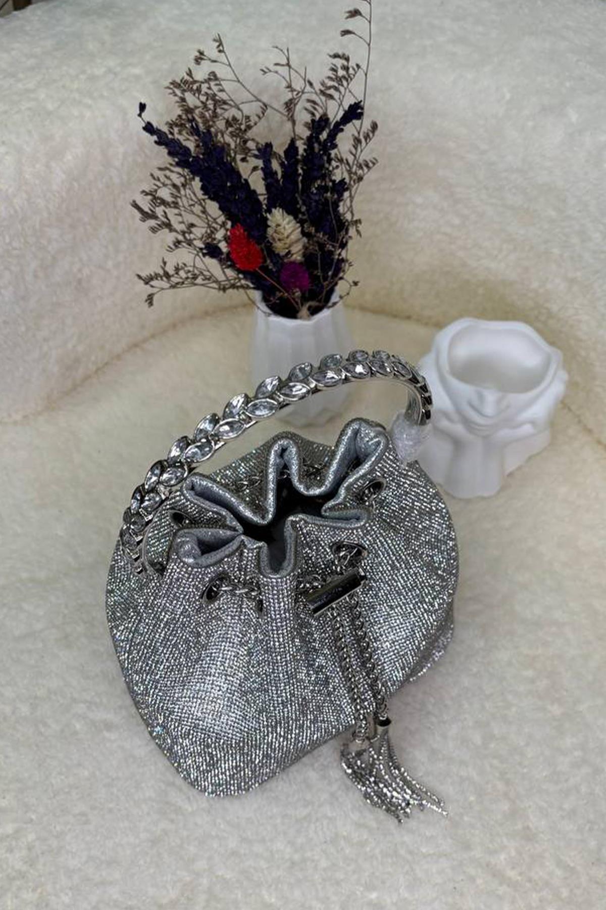 TASARIM FUL TAŞ ÇANTA