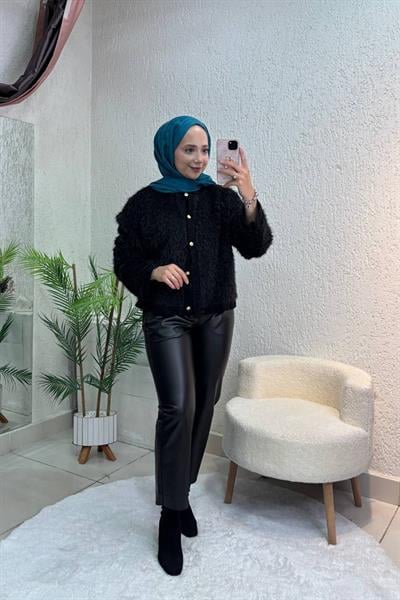 HAVUÇ KESİM LASTİKLİ DERİ PANTOLON
