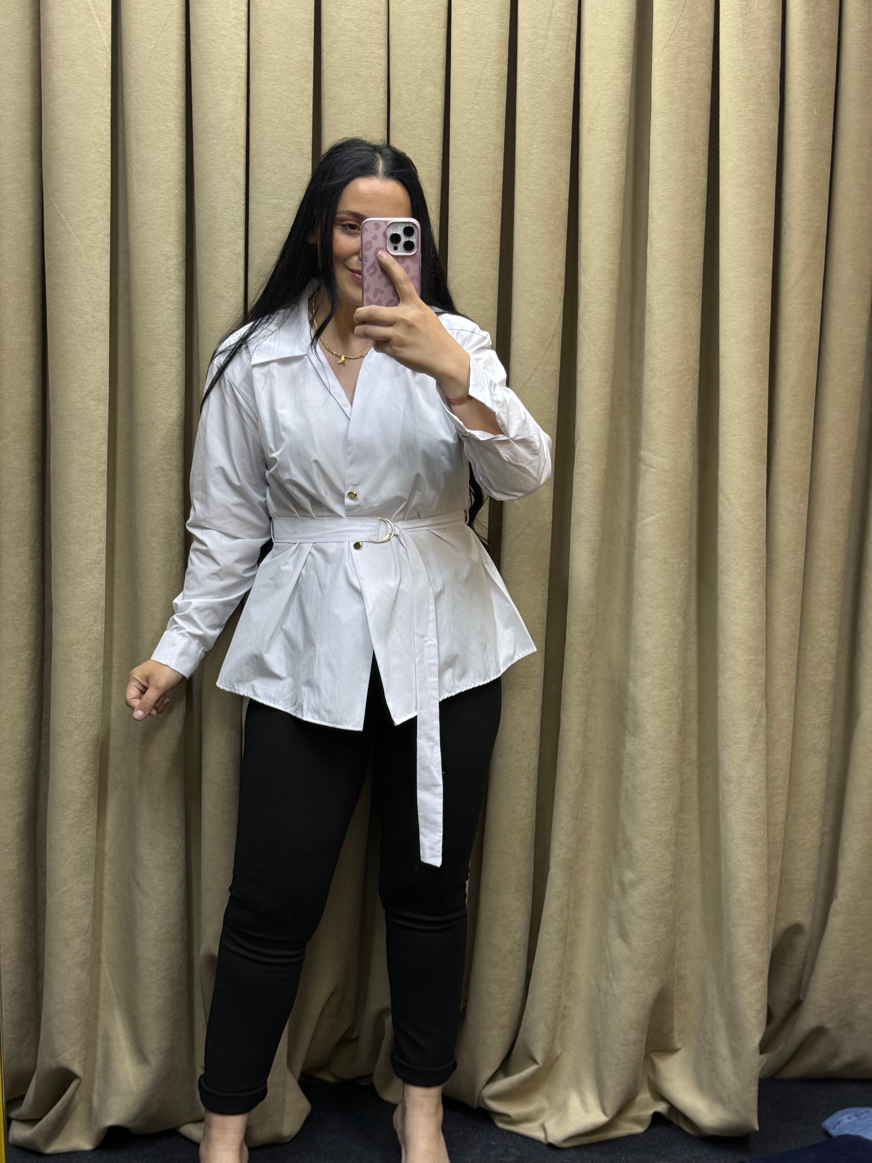  Lina Kemer Detaylı Poplin Beyaz Gömlek