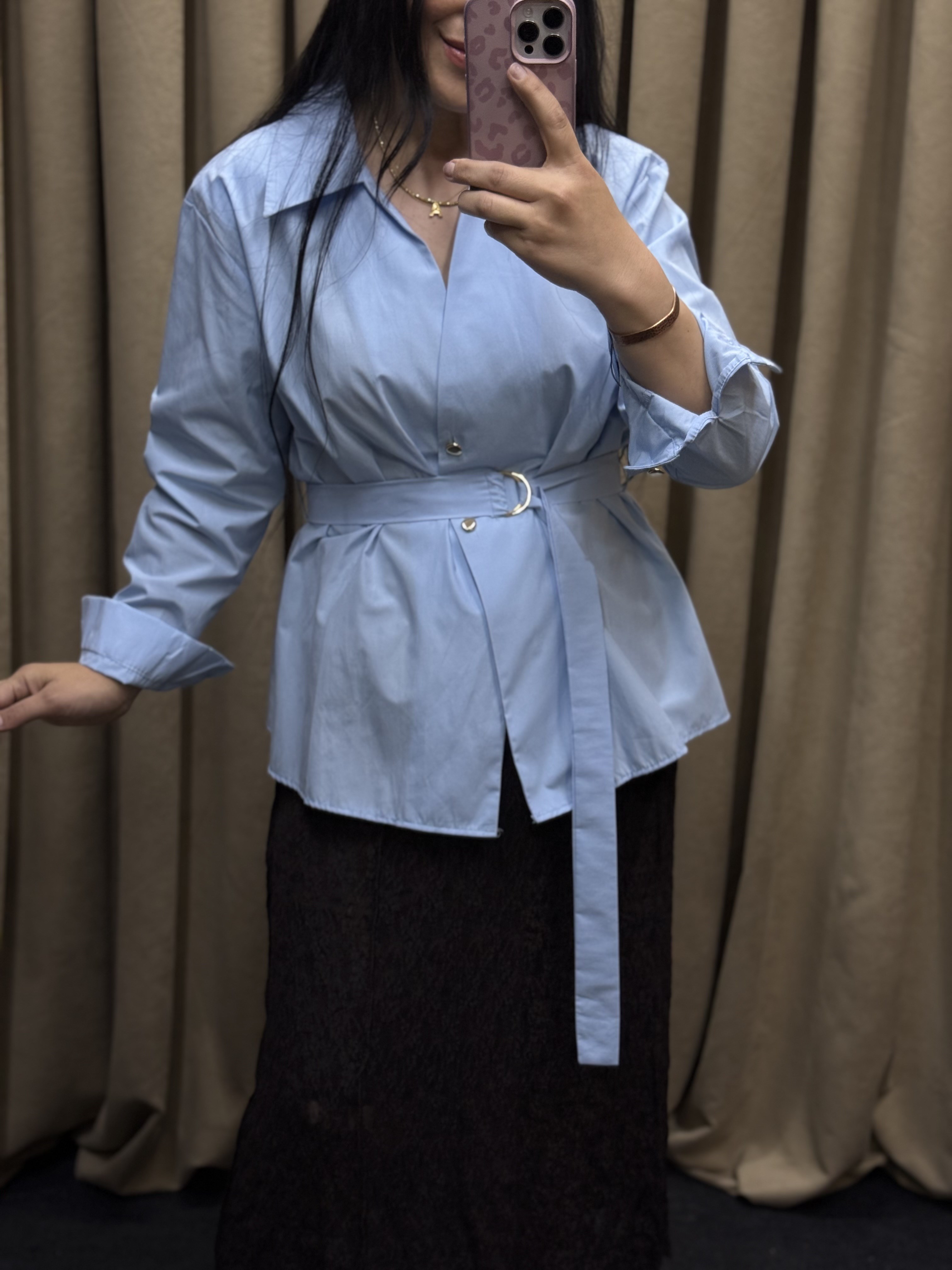  Lina Kemer Detaylı Poplin Mavi Gömlek
