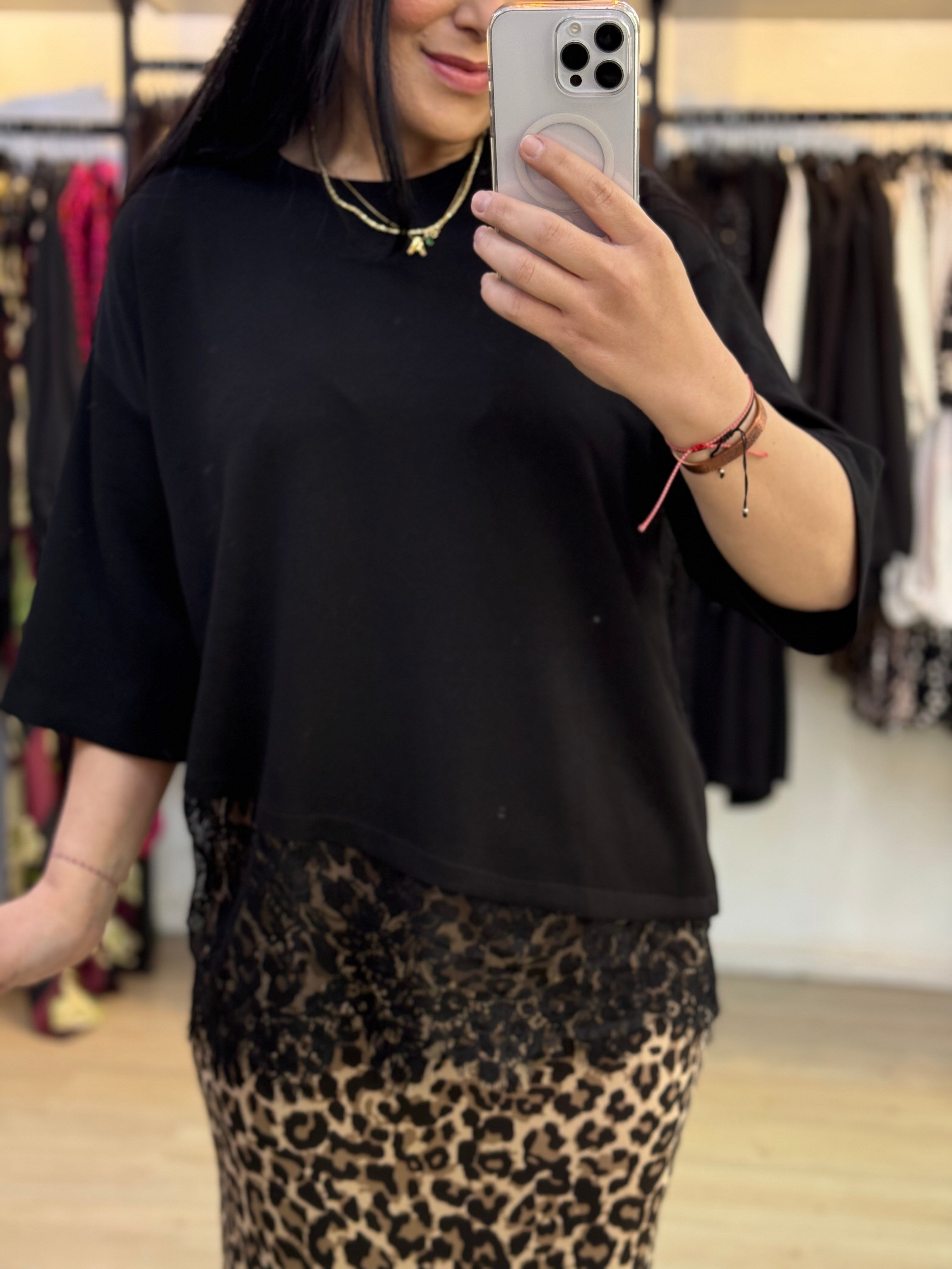 Ethereal tasarım tül detaylı siyah bluz 