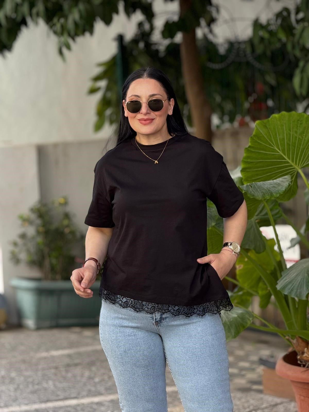 Lace Aura Siyah Tişört