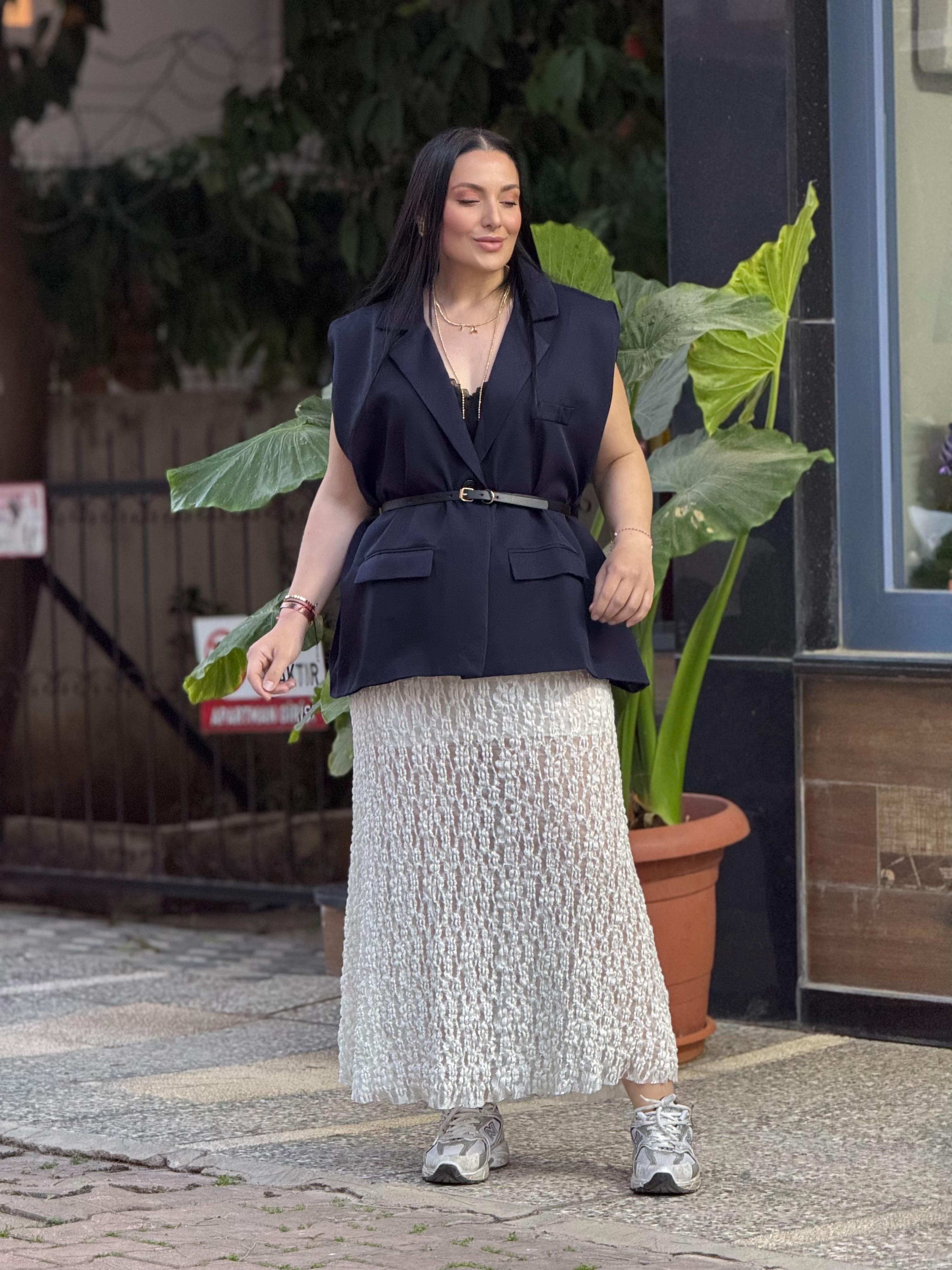 Modern Luxe Lacivert Yelek