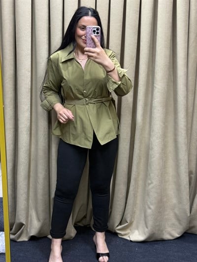  Lina Kemer Detaylı Poplin Yeşil Gömlek