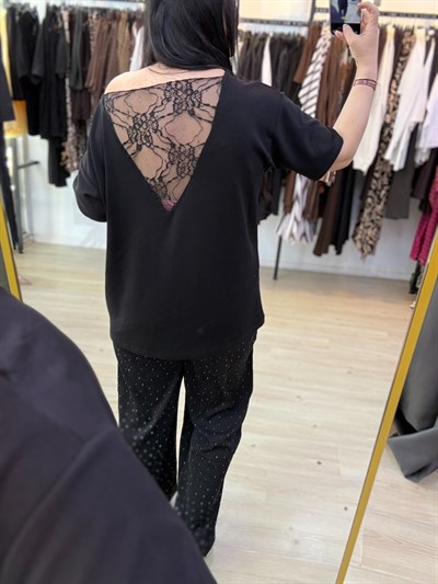 Aria Dantel Detaylı Bluz Siyah 