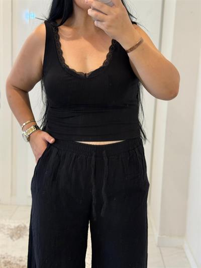 BASİC GRACE SİYAH DANTEL DETAY BLUZ