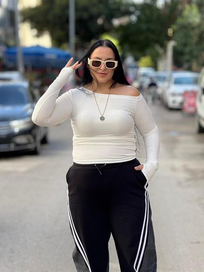 Elvoria Beyaz Fit Bluz