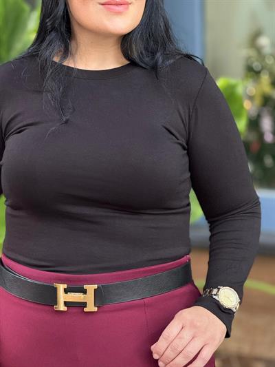 Essential Siyah Bluz