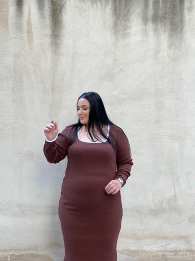 KAŞKORSE ÇİZGİLİ KAHVERENGİ ELBİSE 