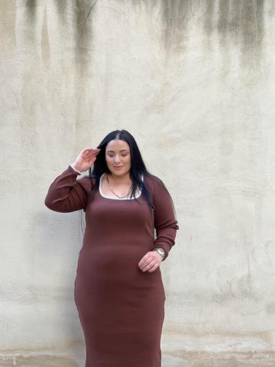 KAŞKORSE ÇİZGİLİ KAHVERENGİ ELBİSE 