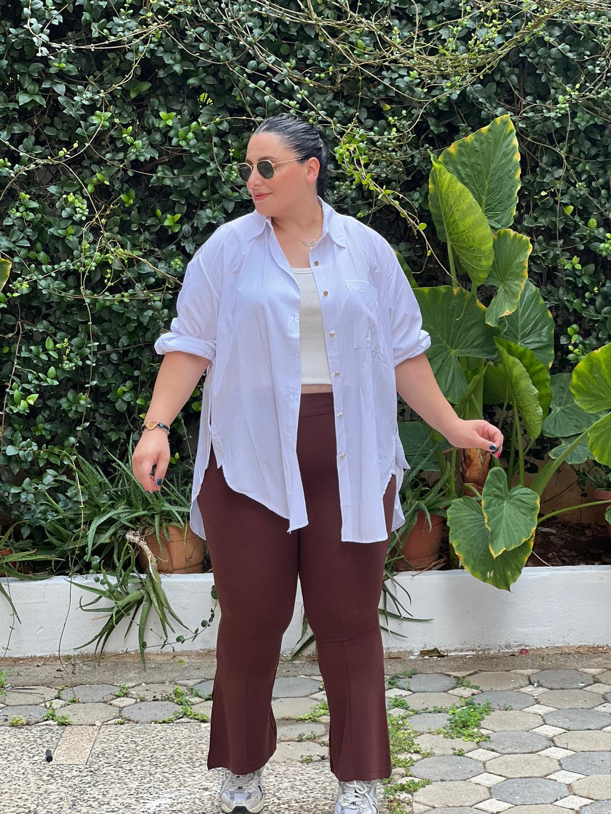 GOLD DÜĞMELİ BEYAZ GÖMLEK