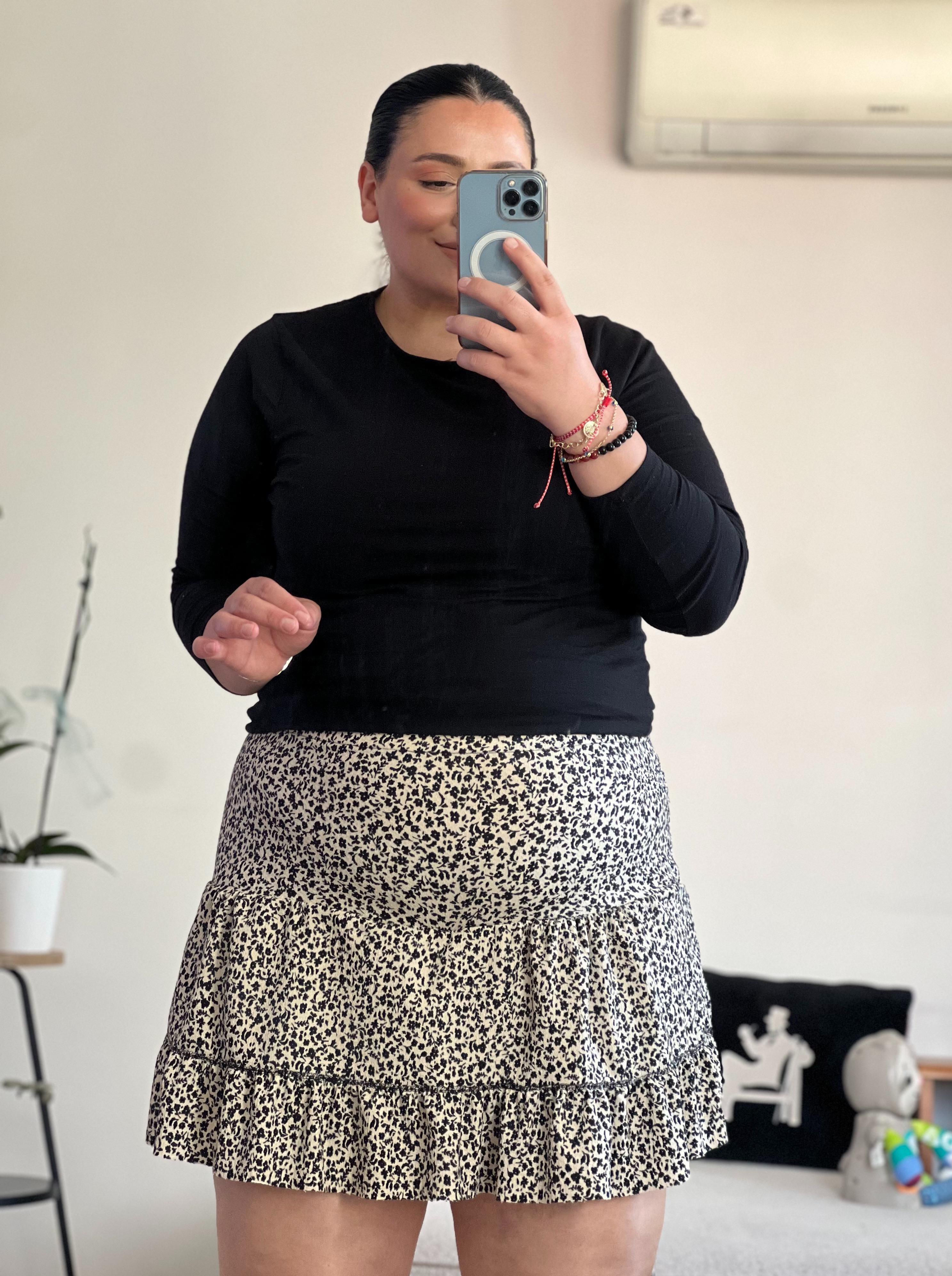 KREM ÇİÇEKLİ ŞORT ETEK 