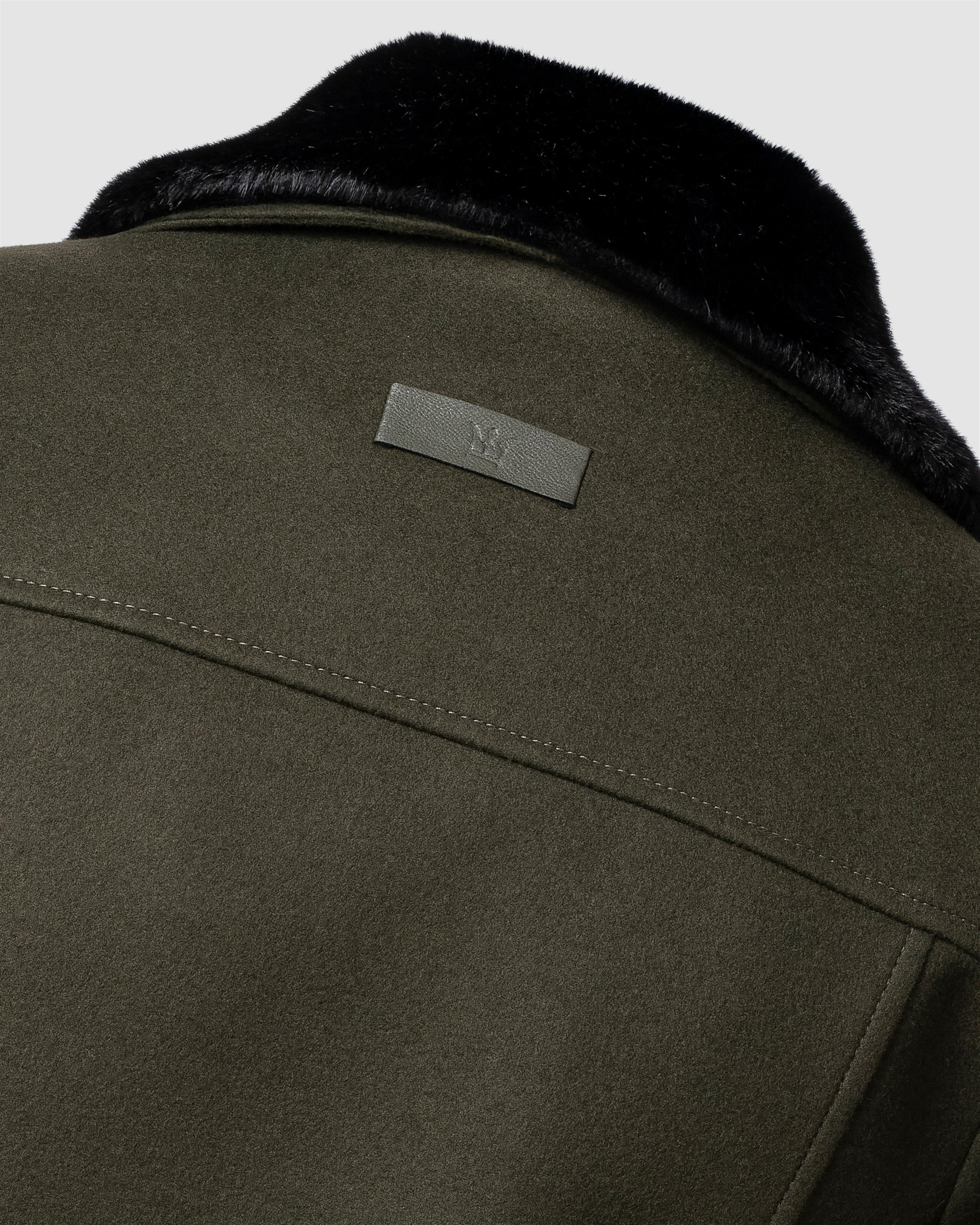 Deri Cepli Kürklü Kaşe Ceket