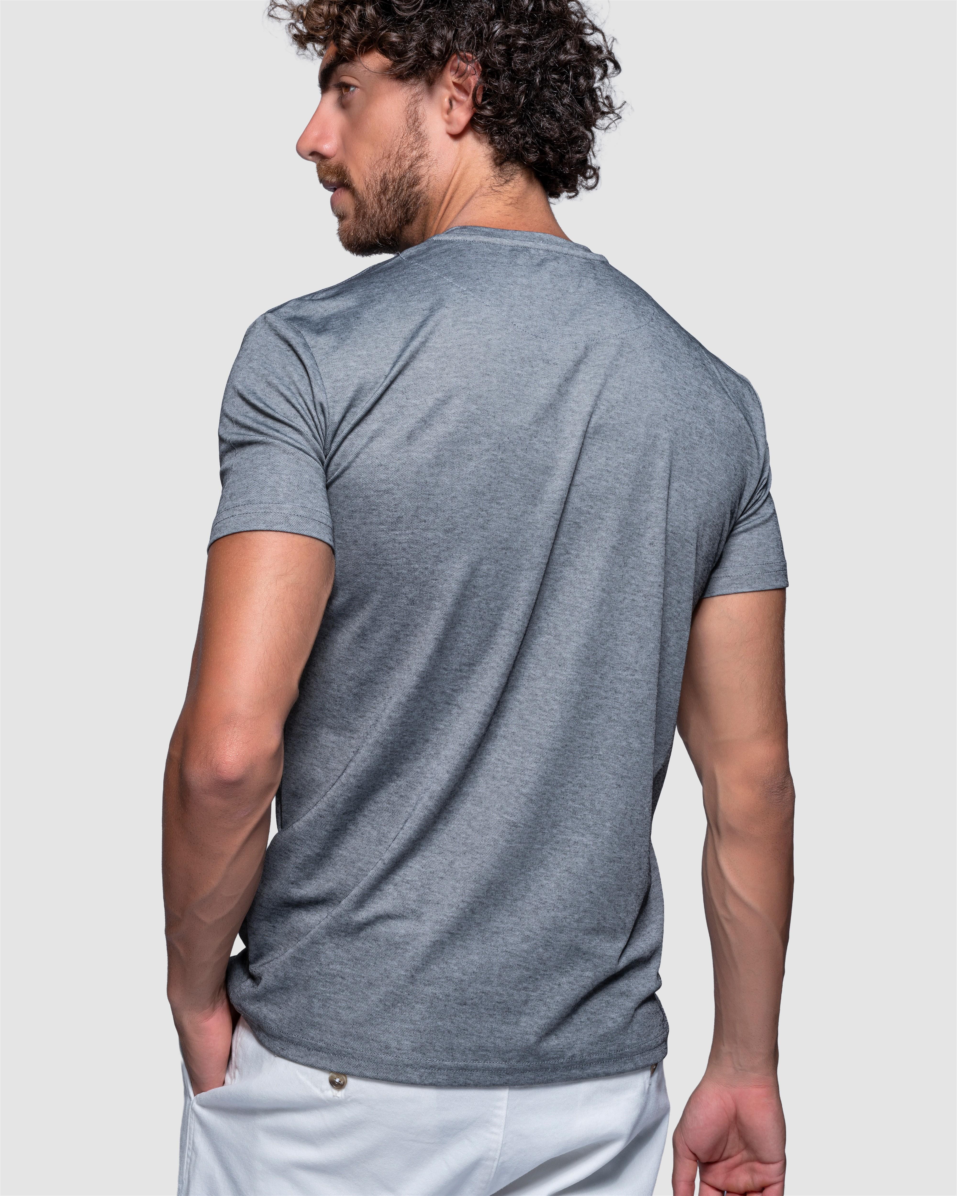 Ech. Basic T-Shirt