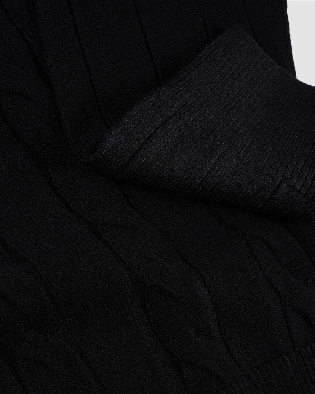 Tm.105 Saçlı V Yaka Triko