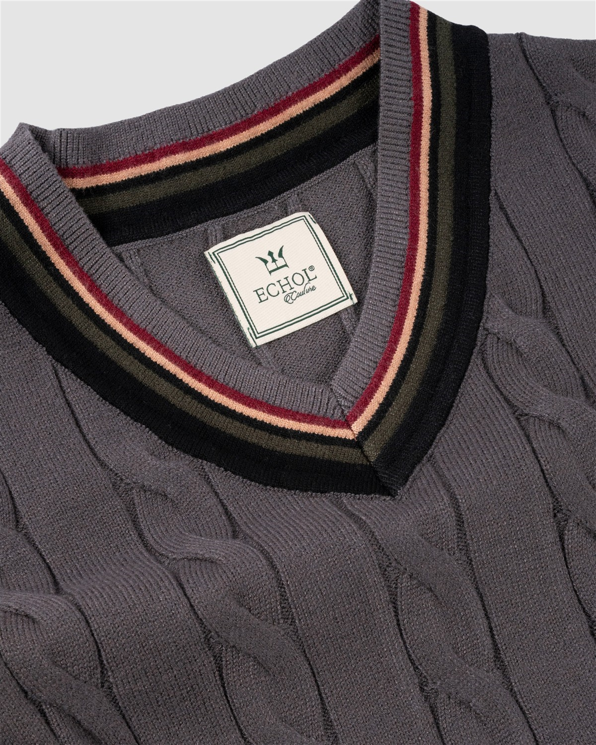 Tm.105 Saçlı V Yaka Triko