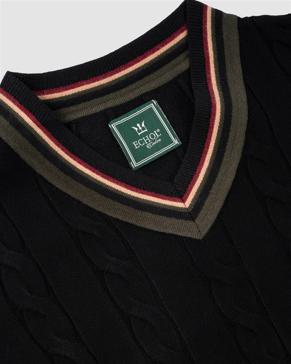 Tm.105 Saçlı V Yaka Triko