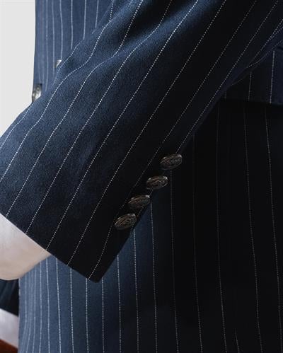 Ech. 2344 Beyaz Çzg. Krvz. Takım Elbise