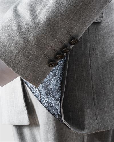 Ech. 2344 Beyaz Çzg. Krvz. Takım Elbise