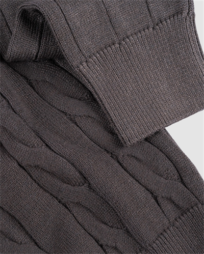 Tm.105 Saçlı V Yaka Triko