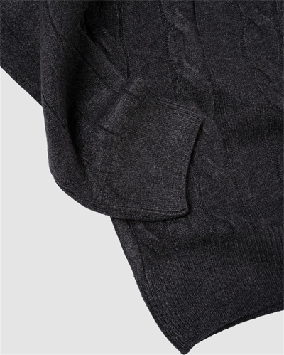 Tm.105 Saçlı V Yaka Triko