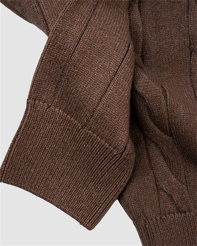 Tm.105 Saçlı V Yaka Triko