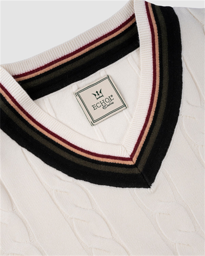 Tm.105 Saçlı V Yaka Triko