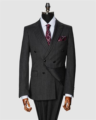 Ech. 2344 Dokulu Dar Çizgili Kruvaze Takım