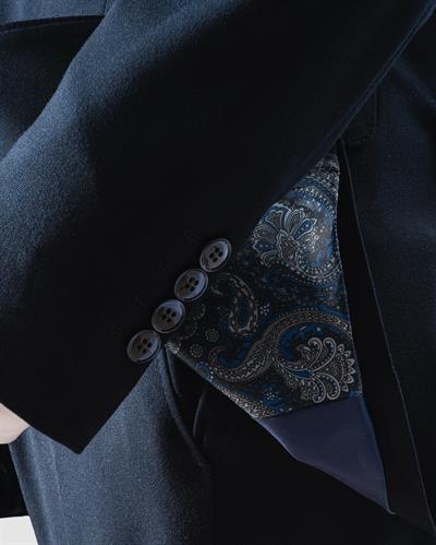 Ech.2351 Düz Kumaş Yelekli Takım Elbise