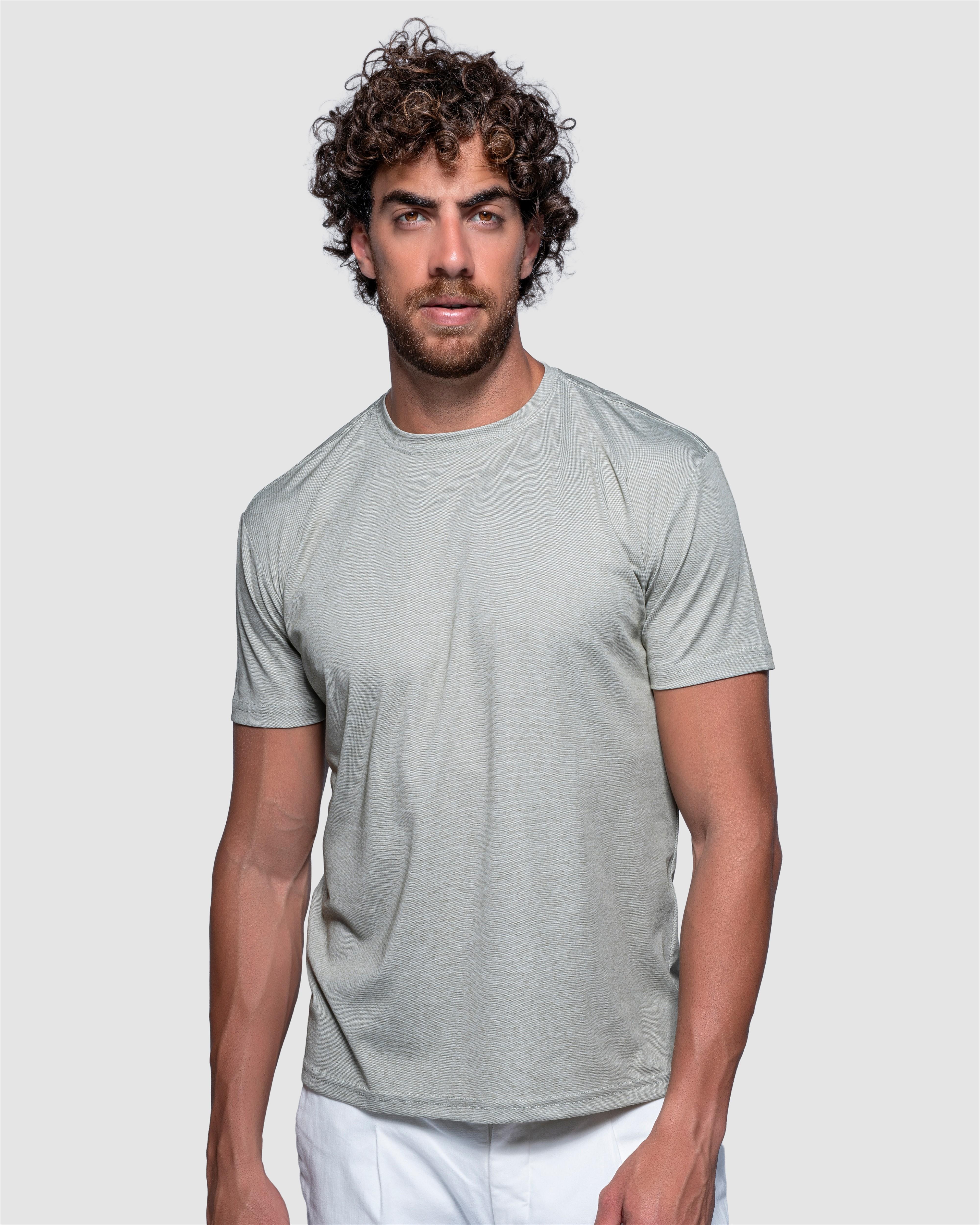 Ech. Basic T-Shirt
