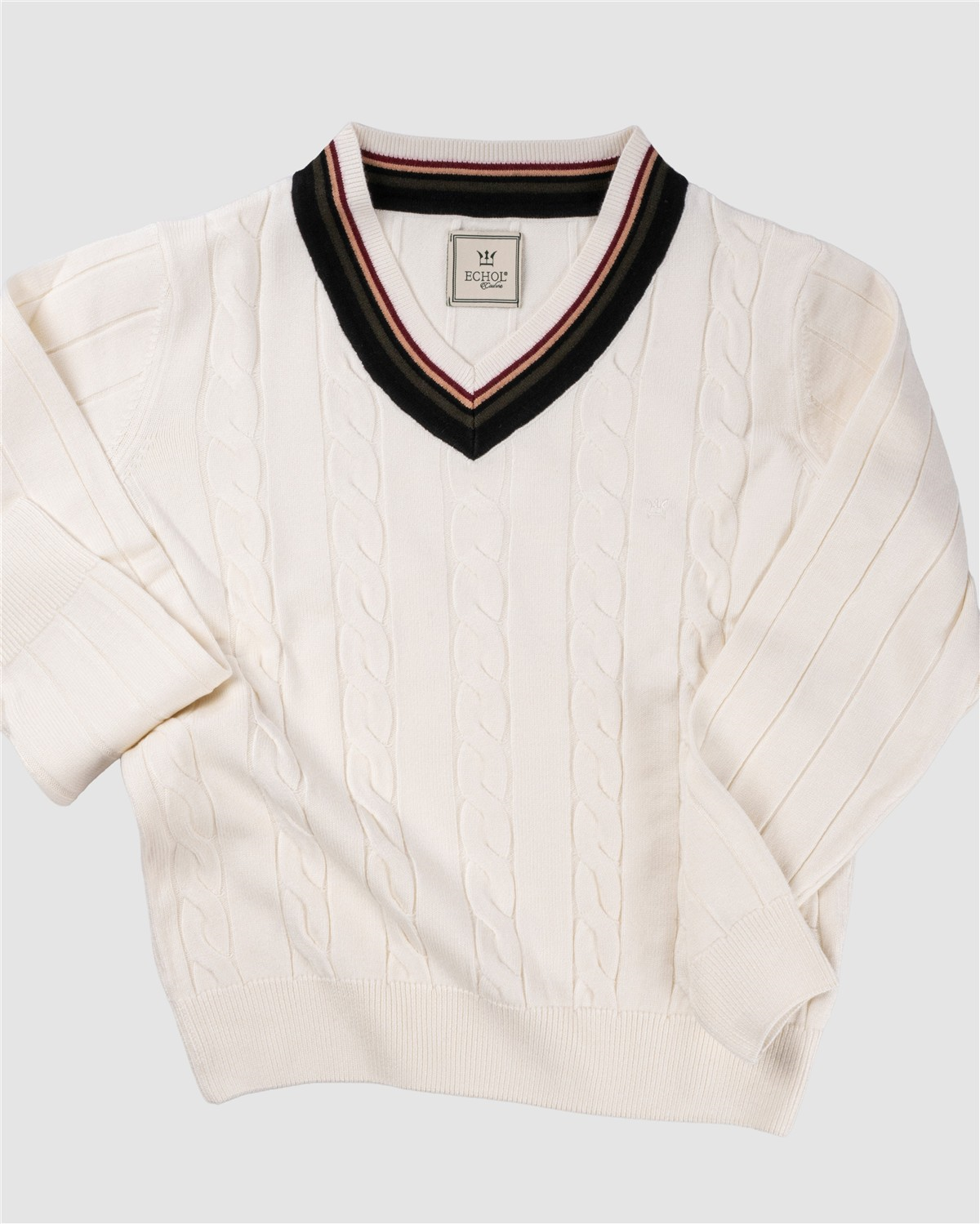 Tm.105 Saçlı V Yaka Triko