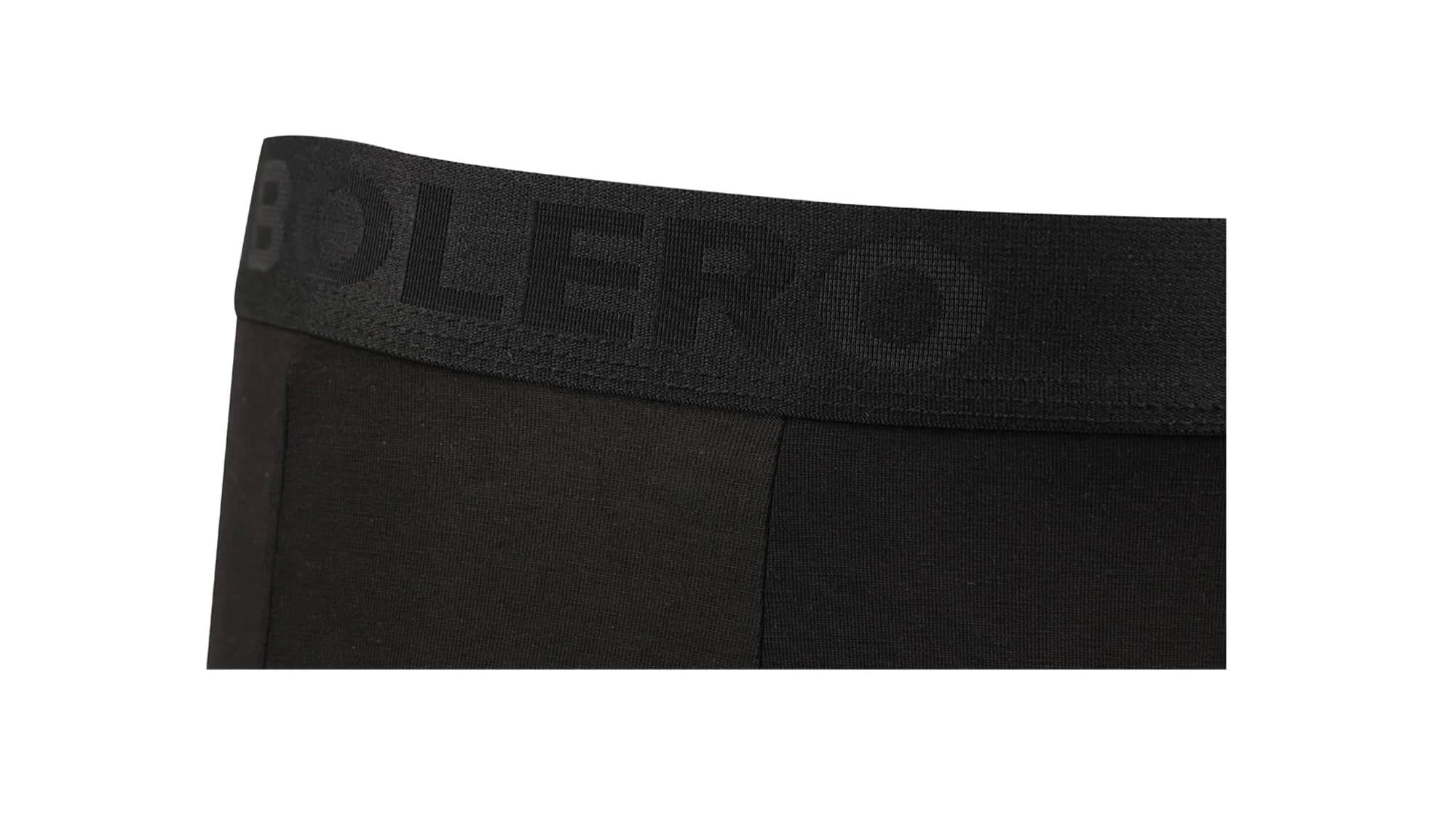 Lüksü Korumak: Micromodal Boxerların Ömrünü Uzatan Yıkama Tüyoları, boxer, siyah, erkek micromodal boxer, premium micromodal boxer, siyah micromodal boxer, ultra yumuşak boxer, nefes alan boxer, esnek boxer erkek, bolero boxer, micromodal boxer bakımı, boxer yıkama önerileri, iç giyim bakım önerileri