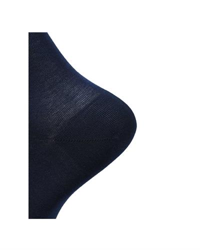 Erkek Premium Dikişsiz Pamuk Çorap Lacivert Jakar Kare Desen