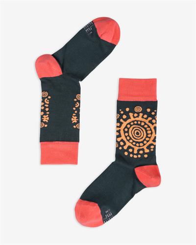 Kadın Espiral Etnik Desenli Çorap
