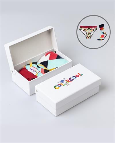 Geometric Retro Desen Slip ve Çorap