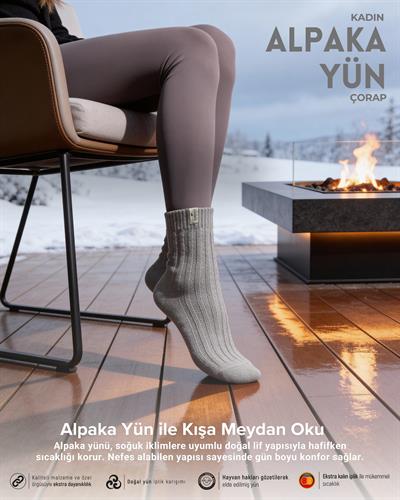 Kadın Alpaka Yün Çorap Gri