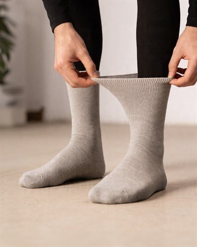 Unisex Dikişsiz Taban Havlu Diabet Şeker Çorabı Gri