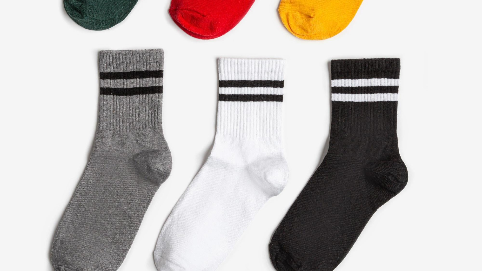 kolej çorabı modası,kadın kolej çorabı,kadın soket çorap,çemberli kolej çorabı,renkli çorap,günlük çorap,sneaker uyumlu çorap,sportif şık stil,rahat kombin,Bolero