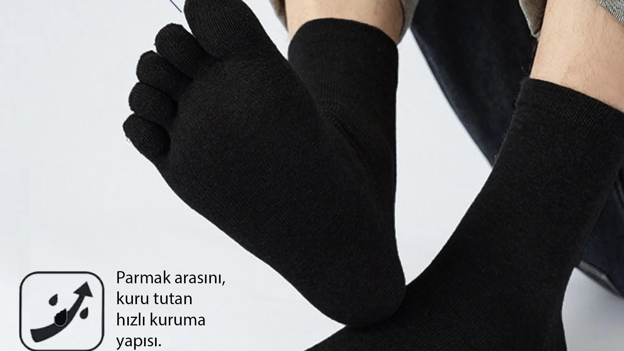 Spor Sonrası Ayak Sağlığı: Erkek Siyah Mantar Önleyici Parmak Çorap ile Antrenman Veriminizi Artırın