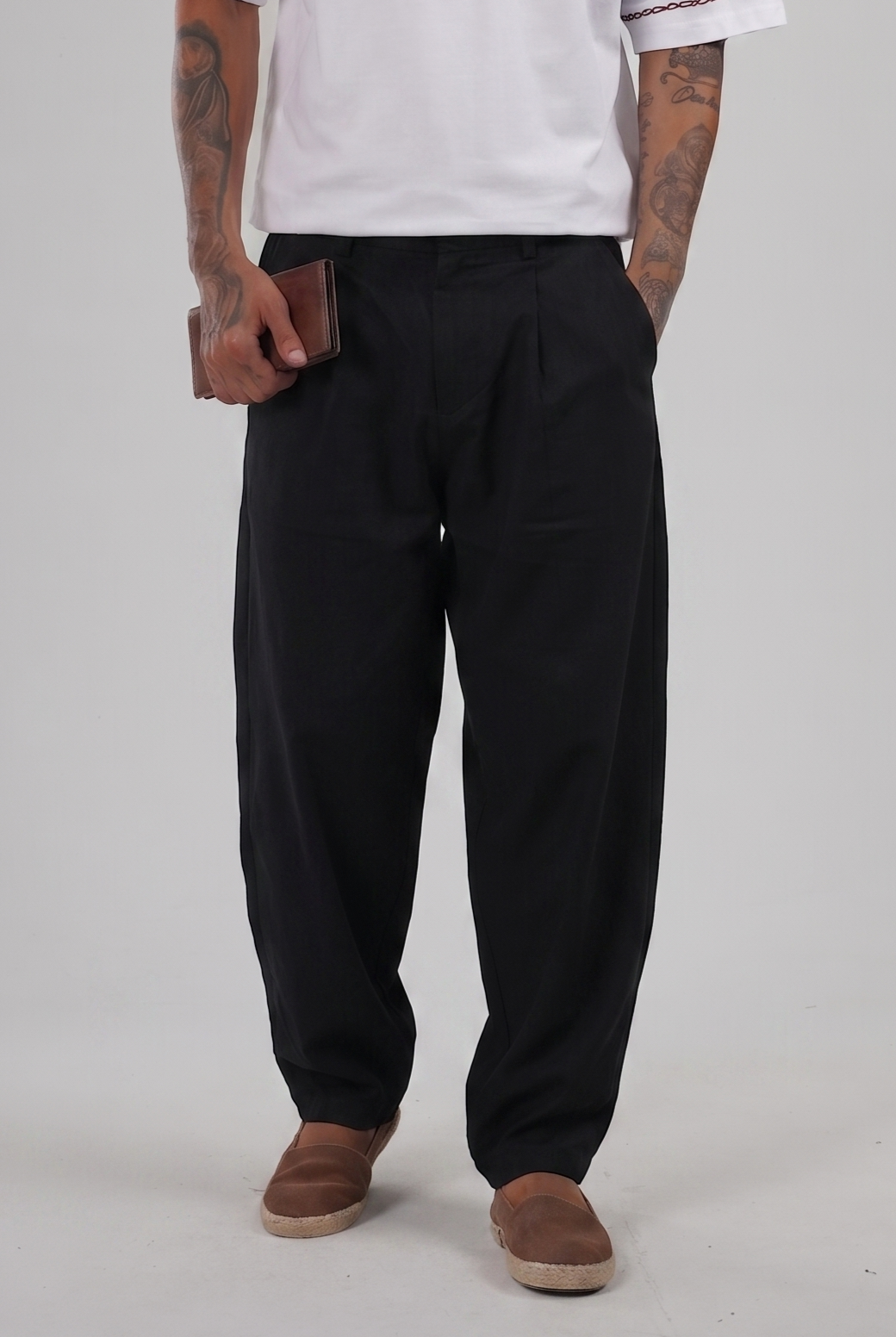 Beli Lastikli Jakarlı Cepli Baggy Siyah Pantolon